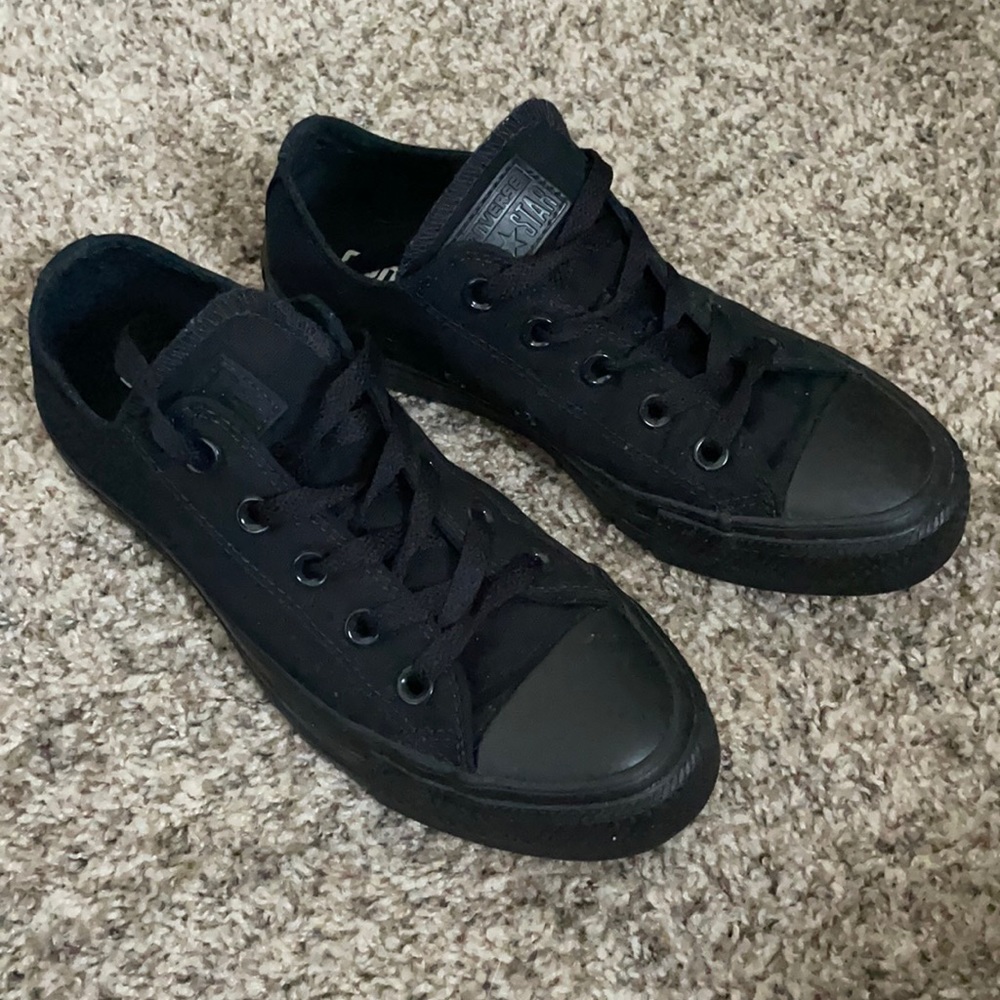 Low top Converse